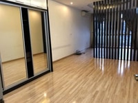 Cho thuê nhà mặt phố Hàng Bông, 130m2 x 3 tầng, MT 5m, thuê thỏa thuận Cho thuê nhà mặt phố Hàng Bông, 130m2 x 3 tầng, MT 5m, thuê thỏa thuận