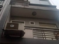 Bán gấp nhà Nguyễn Văn Trỗi, Gara, 94.5m x 5 tầng, giá 7.9 tỷ. Bán gấp nhà Nguyễn Văn Trỗi, Gara, 94.5m x 5 tầng, giá 7.9 tỷ.