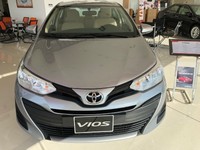 VIOS 1.5E số tự động màu bạc giao ngay - tặng 1 năm BHVC VIOS 1.5E số tự động màu bạc giao ngay - tặng 1 năm BHVC