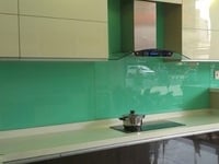Kính màu ốp bếp cường lực chiệu nhiệt giá rẻ tại Hà Nội Kính màu ốp bếp cường lực chiệu nhiệt giá rẻ tại Hà Nội