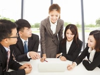 Tuyển nhân viên tốt nghiệp Quản trị kinh doanh và thương mại điện tử Tuyển nhân viên tốt nghiệp Quản trị kinh doanh và thương mại điện tử