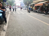 Hai mặt phố Siêu đẹp, Nhà 35m2 Ngã 5 chợ Hàng Da, Hoàn Kiếm 8.6 tỷ Hai mặt phố Siêu đẹp, Nhà 35m2 Ngã 5 chợ Hàng Da, Hoàn Kiếm 8.6 tỷ