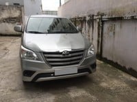 Bán xe Toyota Innova E số sàn 2016 màu bạc, xe nhà trùm mền Bán xe Toyota Innova E số sàn 2016 màu bạc, xe nhà trùm mền