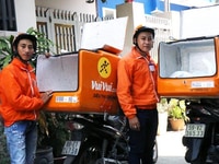 Cần nhân viên giao hàng mỹ phẩm, hàng tiêu dùng (Xăng + xe của công Cần nhân viên giao hàng mỹ phẩm, hàng tiêu dùng (Xăng + xe của công