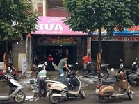 Nhà 2 lầu cho thuê mặt tiền Phan Văn Trị phường 12 Bình Thạnh. 6x15m Nhà 2 lầu cho thuê mặt tiền Phan Văn Trị phường 12 Bình Thạnh. 6x15m