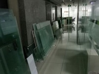 Bán kính cường lực- kính dán an toàn cũ số lượng nhiều Bán kính cường lực- kính dán an toàn cũ số lượng nhiều