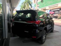 Toyota Fortuner 2018 • Số chỗ ngồi : 7 chỗ Toyota Fortuner 2018 • Số chỗ ngồi : 7 chỗ