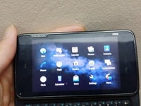 Điện thoại chính hãng Nokia N900 màu đen. Điện thoại chính hãng Nokia N900 màu đen.