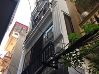 Bán nhà phân lô Trần Quốc Hoàn, DT 45m2, 6 tầng, MT 5,6m, 6,9 tỷ Bán nhà phân lô Trần Quốc Hoàn, DT 45m2, 6 tầng, MT 5,6m, 6,9 tỷ