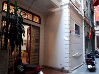Nhà Phố Vọng gần 60m2, có sân nhỏ trước nhà, dân trí cao, tiện ích qua Nhà Phố Vọng gần 60m2, có sân nhỏ trước nhà, dân trí cao, tiện ích qua