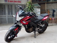 KAWASAKI 200ns chính chủ 2017 mới 99% màu đen đỏ KAWASAKI 200ns chính chủ 2017 mới 99% màu đen đỏ