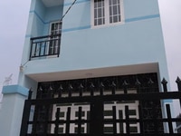 Cần bán nhà mới xây xong 162m2 trệt, lầu, 3PN, có sân gần Quốc Lộ 50, Cần bán nhà mới xây xong 162m2 trệt, lầu, 3PN, có sân gần Quốc Lộ 50,