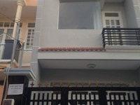 Nhà xây mới 4x12m2 DTSD : 120m2 gồm 1 lầu 2pn 2wc ngay KDC đông đúc Nhà xây mới 4x12m2 DTSD : 120m2 gồm 1 lầu 2pn 2wc ngay KDC đông đúc