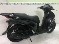 SH 2015 lên full sport, nhìn rất ngầu. xe rất mới dán nilon từ đầu SH 2015 lên full sport, nhìn rất ngầu. xe rất mới dán nilon từ đầu