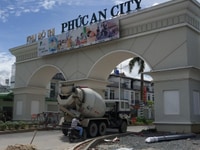 Cần bán 3 căn góc lầu 2 Phúc An City giá 380tr/căn bao phí sang tên. Cần bán 3 căn góc lầu 2 Phúc An City giá 380tr/căn bao phí sang tên.