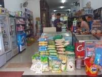 Bách hóa tiện lợi cần gấp 02 nhân viên lao động phổ thông trên 18 tuổi Bách hóa tiện lợi cần gấp 02 nhân viên lao động phổ thông trên 18 tuổi