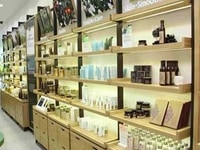 Cần tuyển gấp nhân viên nam nữ nhiệt tình hòa đồng phụ việc Cần tuyển gấp nhân viên nam nữ nhiệt tình hòa đồng phụ việc