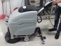 Máy vệ sinh sàn nhà xưởng, bệnh viện LC 500 Máy vệ sinh sàn nhà xưởng, bệnh viện LC 500