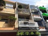 Nhà trệt lầu cũ Nguyễn Xí, hẻm đẹp, khu kinh doanh Nhà trệt lầu cũ Nguyễn Xí, hẻm đẹp, khu kinh doanh