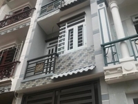 Nhà bán 2 lầu đúc kiên cố, 3 phòng ngủ, hẻm ô tô giá 1,6 tỷ Nhà bán 2 lầu đúc kiên cố, 3 phòng ngủ, hẻm ô tô giá 1,6 tỷ