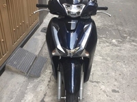 SH 150 ABS màu xanh tím trang nhã. đời 2018 xe ít đi biển đẹp ! SH 150 ABS màu xanh tím trang nhã. đời 2018 xe ít đi biển đẹp !