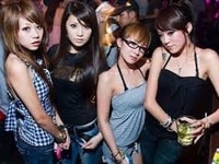Cần tuyển nhân viênnam/nữ phục vụ karaoke - coffe - massage Cần tuyển nhân viênnam/nữ phục vụ karaoke - coffe - massage