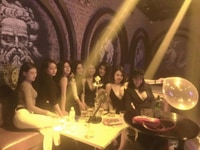 KARAOKE THE QEEN Sài Gòn Tuyển Nhân Viên Phục vụ
