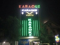 KARAOKE Tuyển gấp nhân viên NAM / NỮ LƯƠNG CAO KARAOKE Tuyển gấp nhân viên NAM / NỮ LƯƠNG CAO