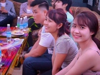 Tuyển nhân viên quán hát karaoke massage Tuyển nhân viên quán hát karaoke massage