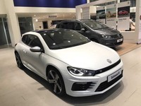 Xe dáng thể thao Scirocco 4 chỗ 2.0 turbo, trả trước 350 triệu Xe dáng thể thao Scirocco 4 chỗ 2.0 turbo, trả trước 350 triệu