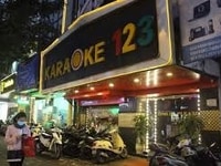 -Chuỗi nhà hàng karaoke-cafe cần gấp 10 nhân viên phục vụ -Chuỗi nhà hàng karaoke-cafe cần gấp 10 nhân viên phục vụ