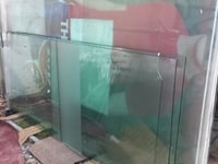 Vách kính- cửa kính cường lực cũ Vách kính- cửa kính cường lực cũ