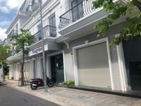 Cần Bán căn NHÀ 1 Trệt 2 Lầu m.tiền 16m gần Bình Điền Cần Bán căn NHÀ 1 Trệt 2 Lầu m.tiền 16m gần Bình Điền