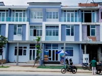 Nhà 3 Tầng Mặt Tiền 36M TTTP Huế , Gía Chỉ 6ty750-Còn 1 Căn Duy Nhất Nhà 3 Tầng Mặt Tiền 36M TTTP Huế , Gía Chỉ 6ty750-Còn 1 Căn Duy Nhất