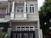 Kẹt vốn KD bán gấp nhà đang cho thuê 7tr/tháng,90m2,3PN,Shr,Bình Phước Kẹt vốn KD bán gấp nhà đang cho thuê 7tr/tháng,90m2,3PN,Shr,Bình Phước