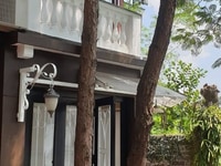 Biệt thự view hồ Phố Từ Hoa, DT246m2x3T, 17m mặt hồ, giá 100tr/m2 Biệt thự view hồ Phố Từ Hoa, DT246m2x3T, 17m mặt hồ, giá 100tr/m2