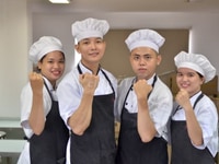 Tuyển gấp 2 nam phụ bếp không biết được đào tạo lương 6tr - 8tr Tuyển gấp 2 nam phụ bếp không biết được đào tạo lương 6tr - 8tr