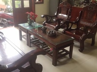 Bán lại bộ bàn ghế phòng khách gỗ gõ mật bộ 5 món gỗ liền nạc Bán lại bộ bàn ghế phòng khách gỗ gõ mật bộ 5 món gỗ liền nạc