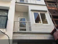 Bán nhà Hoàng Quốc Việt Cầu Giấy – khu phân lô – ôtô đỗ cửa – DT 40m2 Bán nhà Hoàng Quốc Việt Cầu Giấy – khu phân lô – ôtô đỗ cửa – DT 40m2