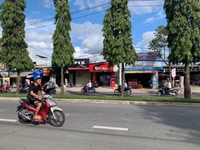 Bán 2 căn nhà trệt ngay vị trí đắt đỏ trung tâm đường Nguyễn Văn Cừ Bán 2 căn nhà trệt ngay vị trí đắt đỏ trung tâm đường Nguyễn Văn Cừ