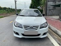 Bán Hyundai Avante màu trắng 2013 số sàn Bán Hyundai Avante màu trắng 2013 số sàn