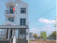 Nhà Bình Tân Tỉnh lộ 10 Nhà 1 trệt 3 lầu 1 lửng 80m2. Ngay Phú Lâm Nhà Bình Tân Tỉnh lộ 10 Nhà 1 trệt 3 lầu 1 lửng 80m2. Ngay Phú Lâm