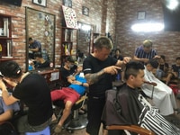 Cửa hàng cắt tóc nam cần tuyển gấp 2 thợ phụ gội đầu Cửa hàng cắt tóc nam cần tuyển gấp 2 thợ phụ gội đầu