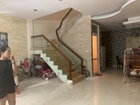Cho thuê nhà riêng trong ngõ to Đường Láng Quận Đống Đa Cho thuê nhà riêng trong ngõ to Đường Láng Quận Đống Đa