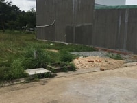 Thua độ đá banh bán gấp lô đất 200m2 MT gần chợ,KCN,... Thua độ đá banh bán gấp lô đất 200m2 MT gần chợ,KCN,...