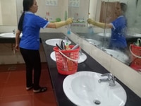 Làm sạch kính mặt trong và ngoài tại Đống Đa Làm sạch kính mặt trong và ngoài tại Đống Đa