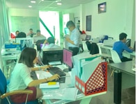 Cho thuê văn phòng quận bình thạnh, view kính, có sân lớn đậu ô tô Cho thuê văn phòng quận bình thạnh, view kính, có sân lớn đậu ô tô