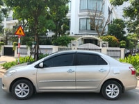 Bán xe Toyota Vios 1.5E màu ghi vàng sản xuất cuối 2013 chính chủ Bán xe Toyota Vios 1.5E màu ghi vàng sản xuất cuối 2013 chính chủ