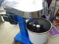 Máy Trộn Bột Công Nghiệp 5kg, hoạt động mạnh mẽ Máy Trộn Bột Công Nghiệp 5kg, hoạt động mạnh mẽ