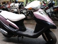 Nhượng lại xe Attila victoria đời cao, màu hồng, giá 3,5 triệu Nhượng lại xe Attila victoria đời cao, màu hồng, giá 3,5 triệu